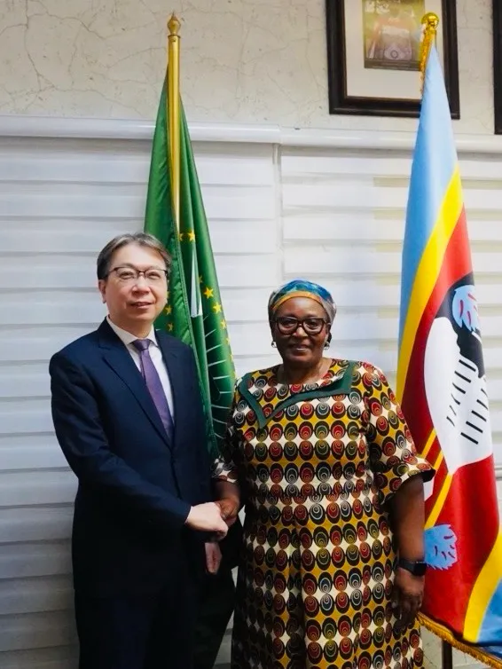 國安局長蔡明彥與史國副總理札杜莉（Thulisile Dladla）會談。國安局提供