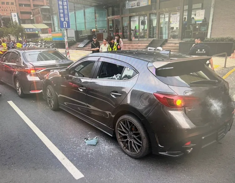 毒駕男恍神追撞前車。桃園警分局提供