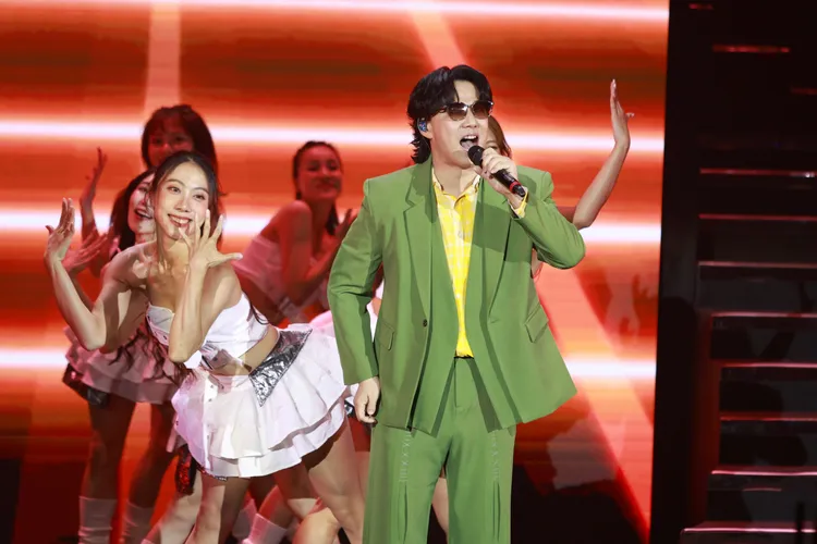 蕭煌奇驚喜現身。彭欣偉攝