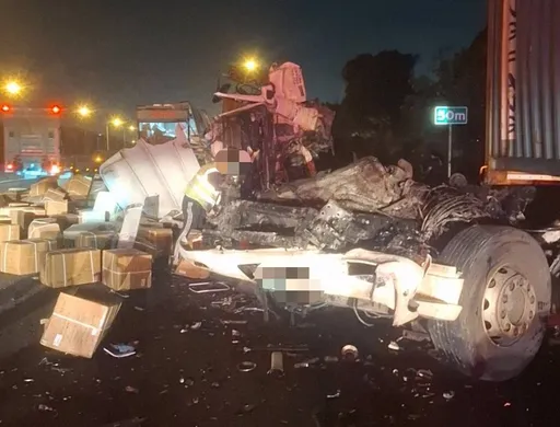 國道1號死亡車禍！3車連環撞　聯結車報銷駕駛送醫不治