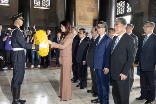 鄭習會是在倒貼？中共實彈照射　他嘆「國民黨變籌碼」