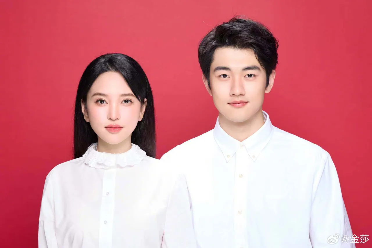 差19歲姊弟戀結婚　金莎炫耀：醒來就看到帥老公