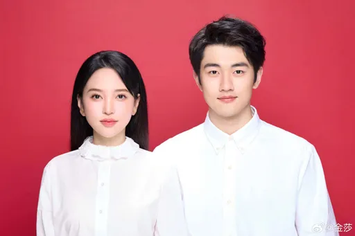 差19歲姊弟戀結婚　金莎炫耀：醒來就看到帥老公