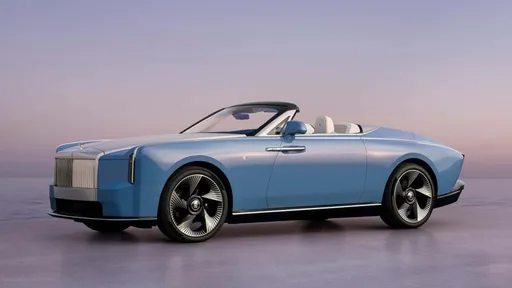 Rolls-Royce Project Nightingale登場　限量100台電動敞篷、重塑頂級訂製車新標竿