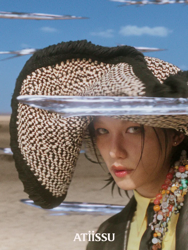 Felix在形象大片現身沙漠。品牌提供