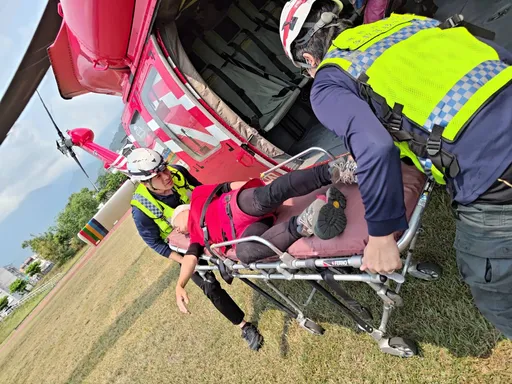 5人登山隊攀馬博橫斷49歲協作摔傷失蹤　空勤搜救今尋獲