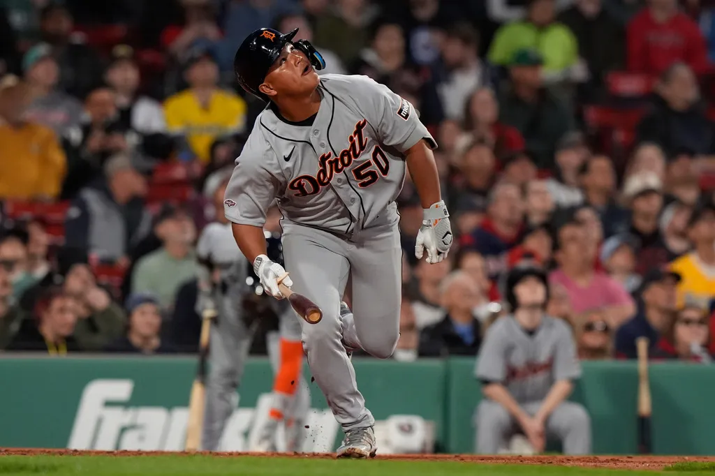 李灝宇升上大聯盟就先發第8棒三壘手　前三打席無安打