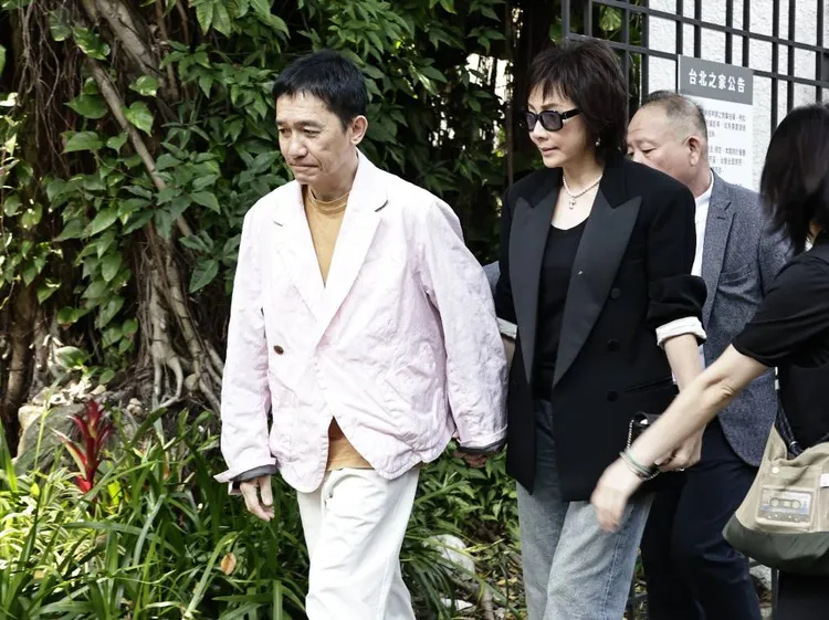 梁朝偉和劉嘉玲一同現身。攝影中心攝