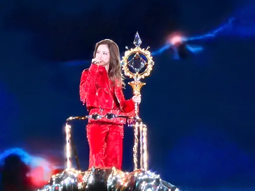 直擊｜鄧紫棋回來了！首破大巨蛋「害羞卡詞」 撂台語自嘲：像第一次戀愛小女生