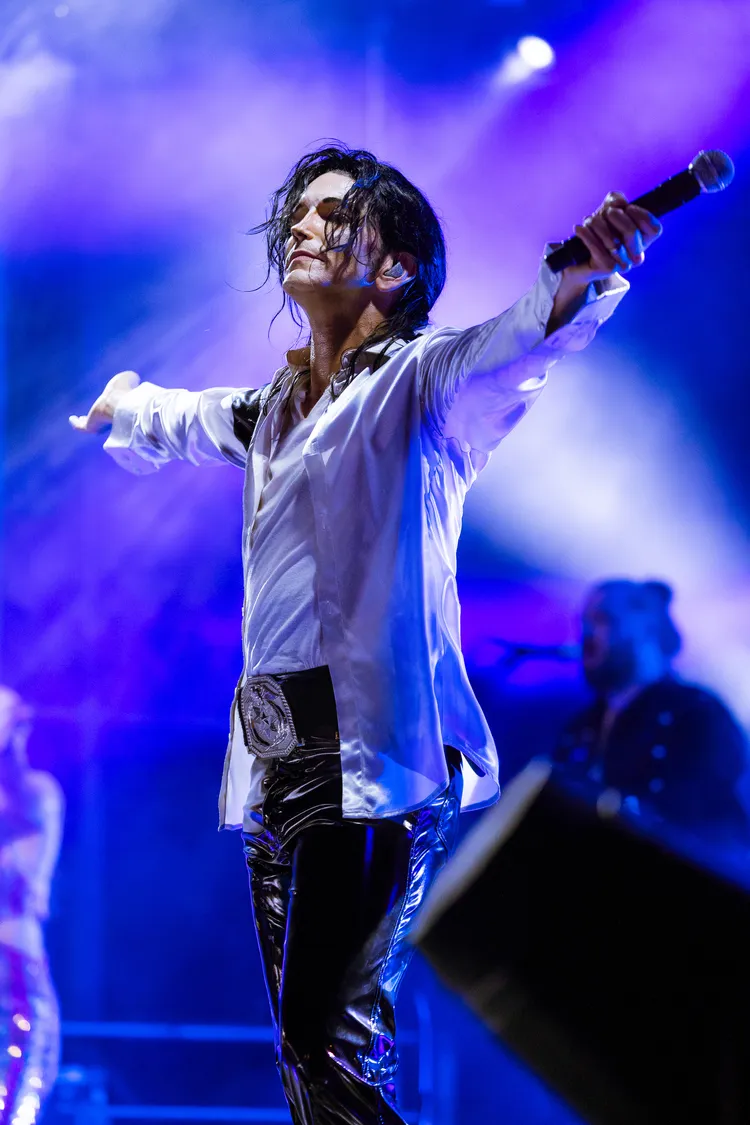 《傳奇再現：致敬麥可傑克森》。Live  Nation提供