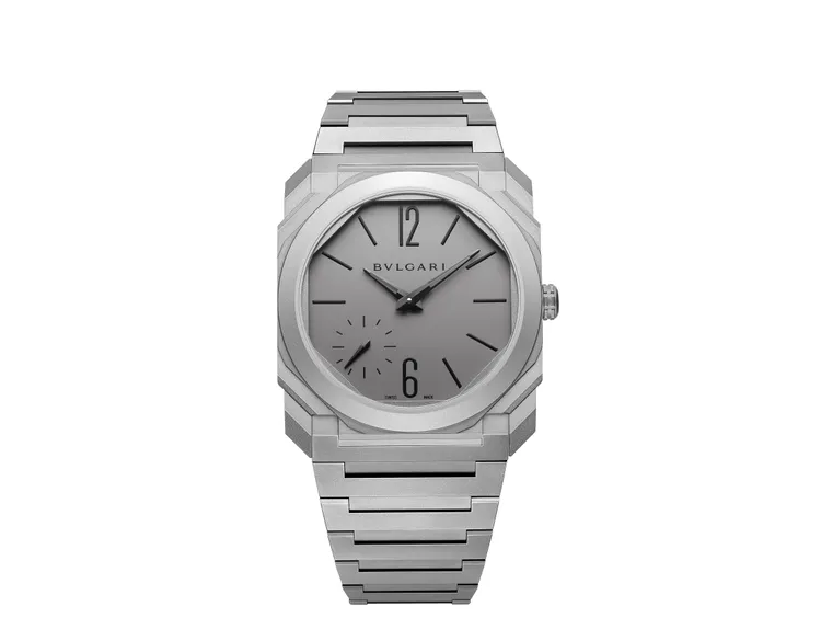 寶格麗OCTO FINISSIMO AUTOMATIC 37超薄噴砂鈦金屬自動腕錶，37mm，噴砂鈦金屬錶殼，蛋白石色鈦金屬錶盤，噴砂鈦金屬錶帶，BVF100自製自動上鍊機芯，動力儲存 72小時，防水深度30米。品牌提供