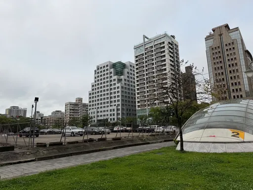 緊鄰地王台北101　信義區最貴菜園單坪980萬元成交