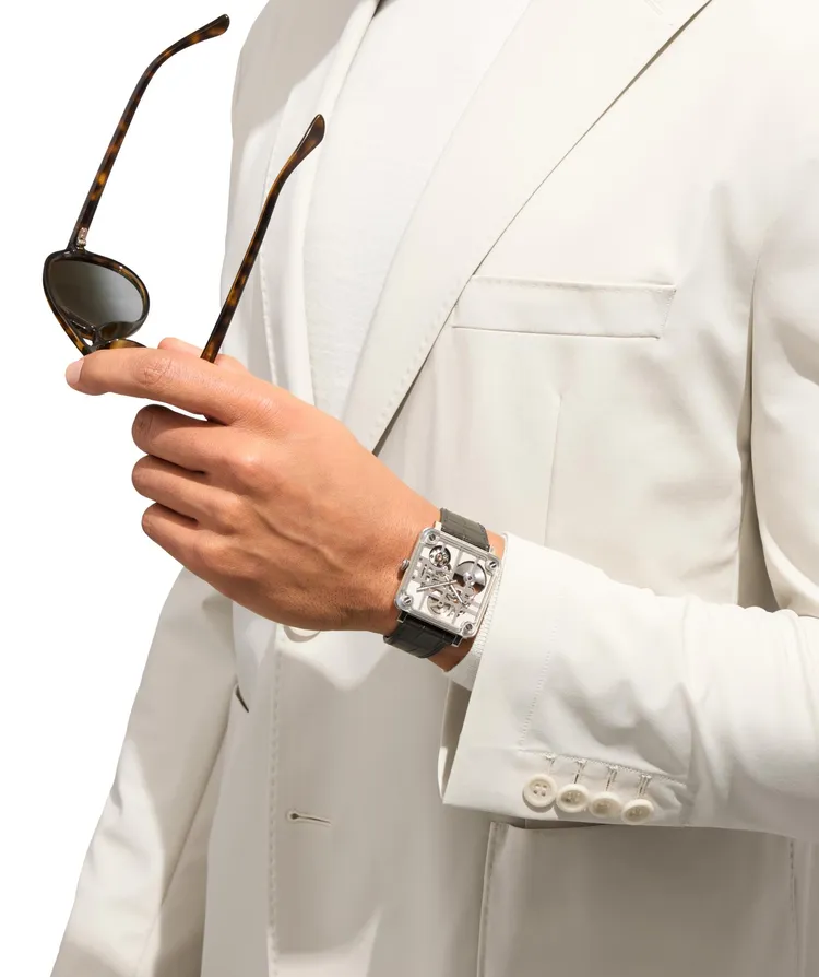 Bell & Ross BR-X3 Micro-Rotor腕錶。品牌提供