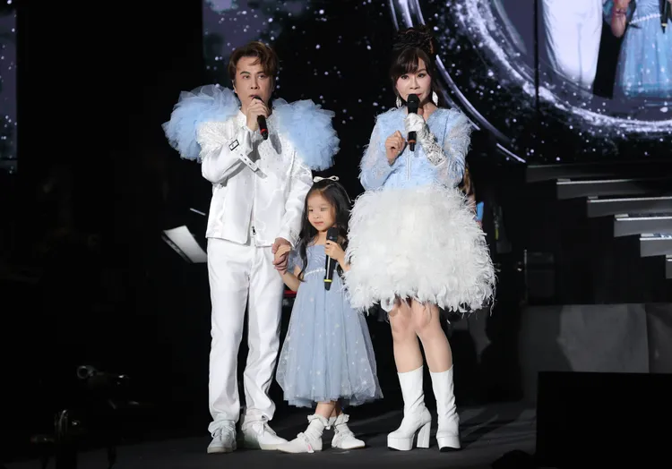 龍千玉與弟弟江志豐、外姪女同台演出。瑞揚創意提供