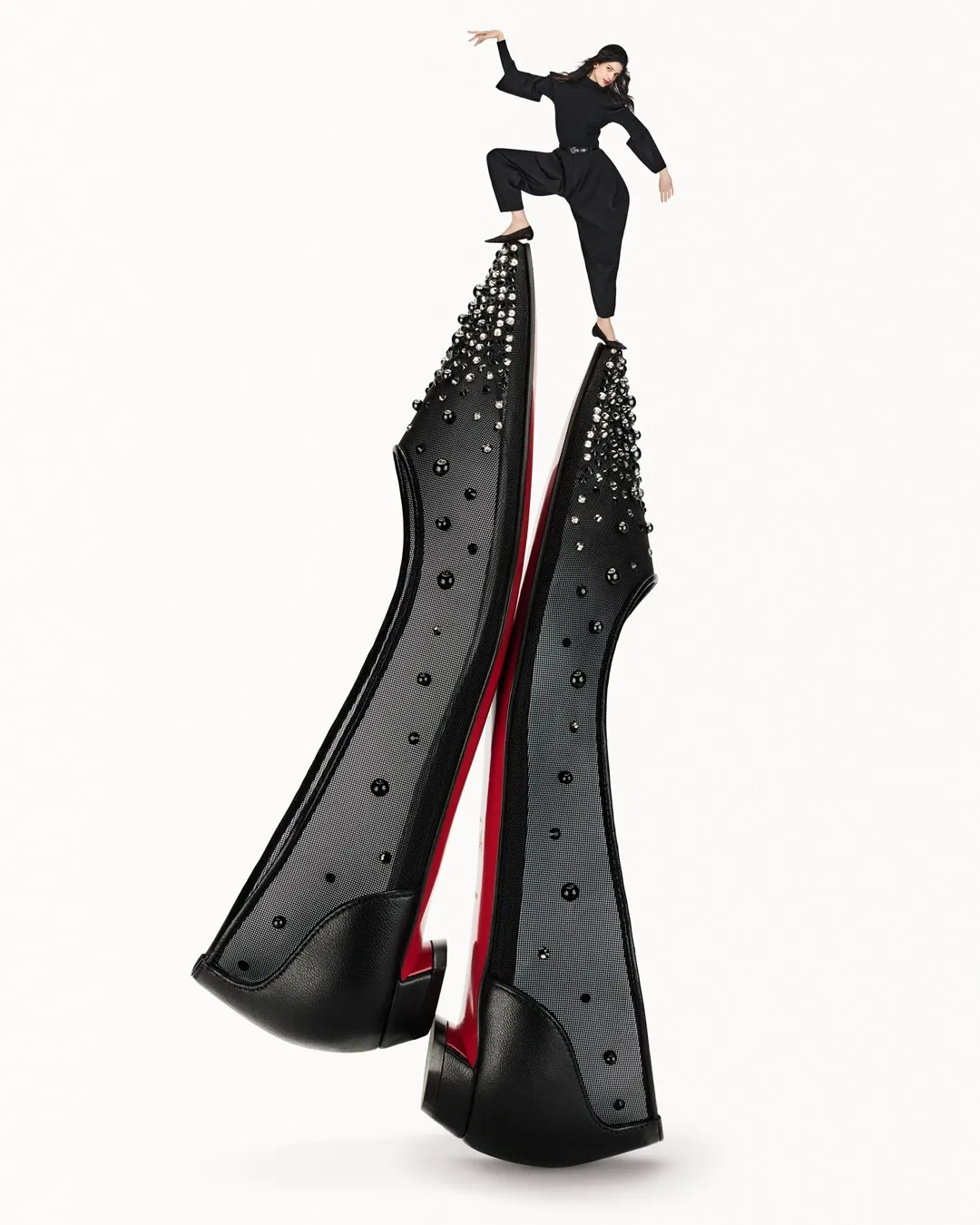 Miss Z Degrastrass Perla系列也同步提供輕便平底款式。品牌提供