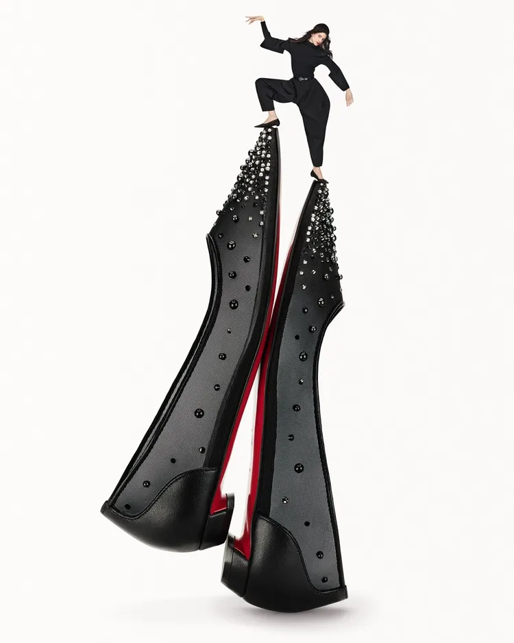 Miss Z Degrastrass Perla系列也同步提供輕便平底款式。品牌提供