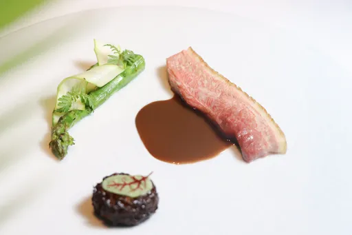 亞都麗緻母親節法式雙饗登場　一星巴黎廳 × 巴賽麗廳打造優雅獻禮