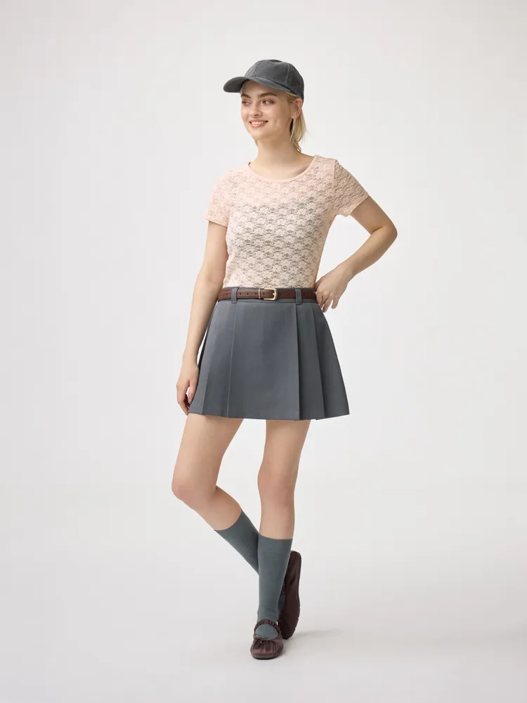 GU女裝側百褶褲裙，限定價590元。品牌提供