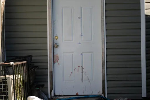 連闖2屋掃射8童慘死！警揭駭人真相　「7童竟是槍手骨肉」