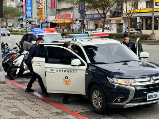 為何長輩最容易被騙？精神科醫曝：判斷力下降＋太信人