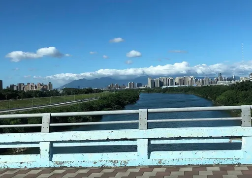 新北城林橋墜河案遺體尋獲！身分確為失蹤2天女空軍軍官　憲兵介入調查