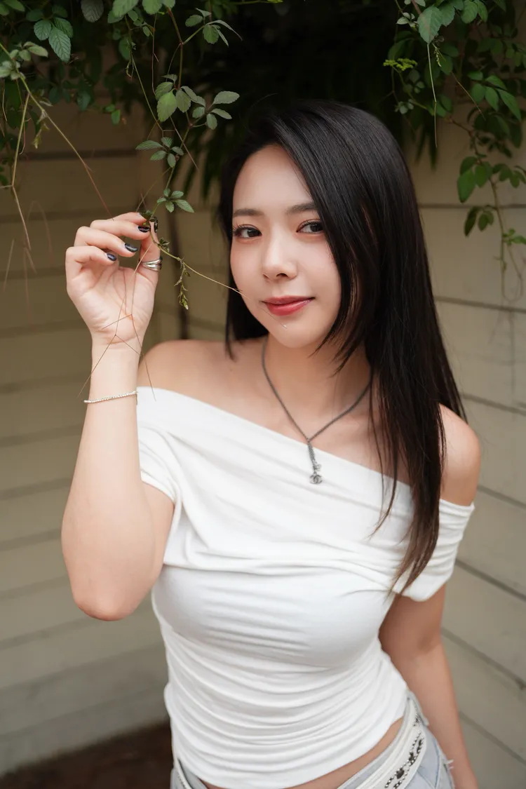 曾薀帆選擇用成熟面對情傷。彭欣偉攝