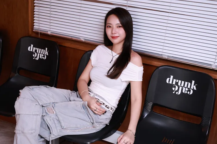 曾薀帆率性直言，感情就是拿得起、放得下。彭欣偉攝