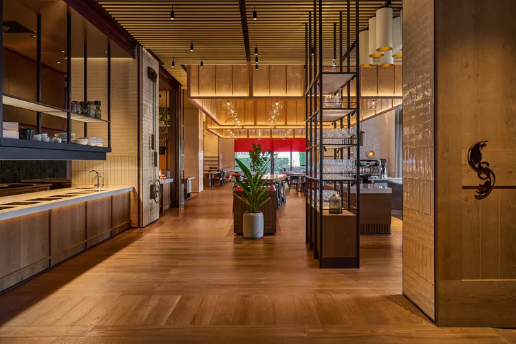 台北W飯店現代法式餐廳Seasons by olivier e.。業者提供