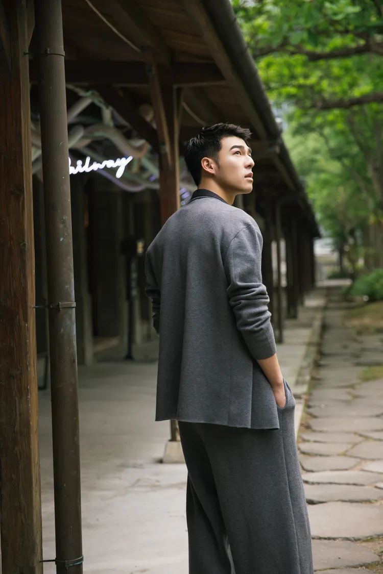 陳昊森回台拍戲了。藝嘉壹娛樂提供