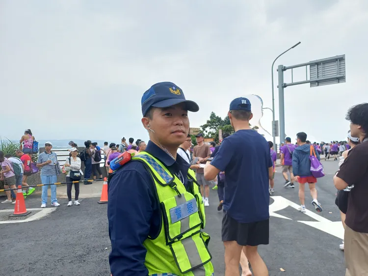 淡江大橋本周末連三天都有大型活動，周邊交管警方最為辛苦。翻攝畫面