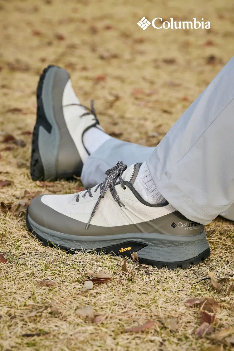 Columbia OutDry防水健行鞋（寬楦），6980元。品牌提供