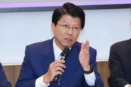 發芽馬鈴薯「連餵豬都怕出事」　謝龍介：台美經貿不能用「吃毒」換