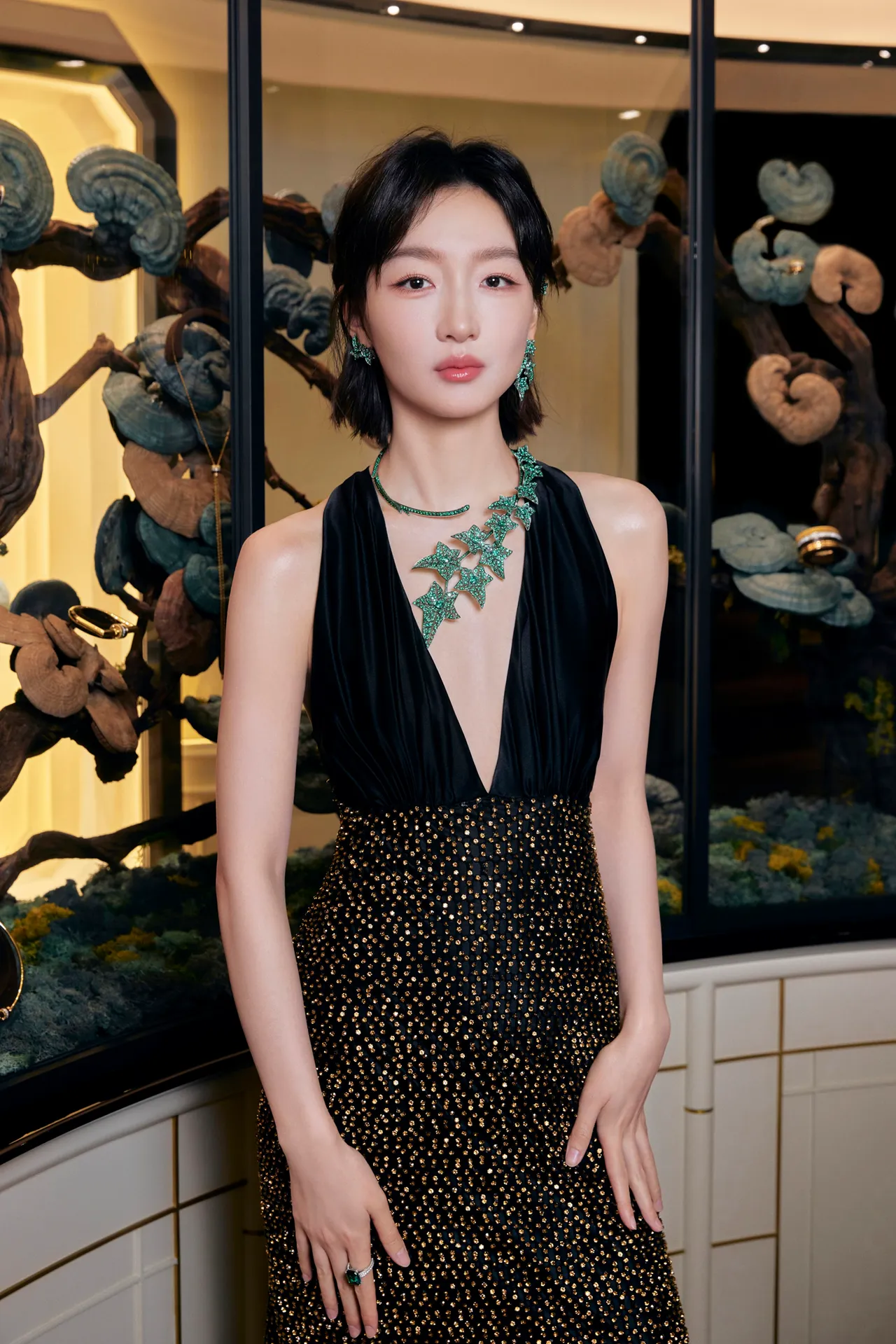 Boucheron全球品牌代言人周冬雨。品牌提供