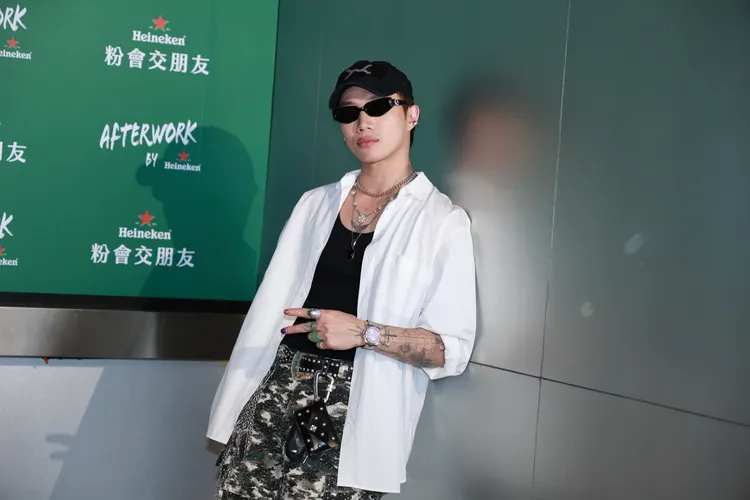 ØZI日前到美國演出。彭欣偉攝