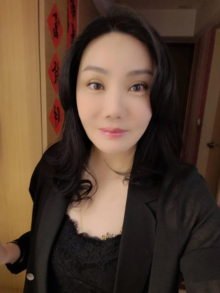 命理師沈嶸。沈嶸提供