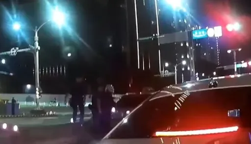 以為逃得了！毒品通緝犯拒檢高速狂飆　桃警精準預判路徑佈網逮人