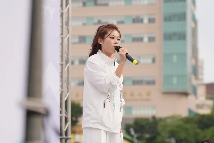 曾驚傳在碧潭落水的林子宇，昨日親曝當年落水的心路歷程，坦言當時正經歷人生低潮。林子宇臉書