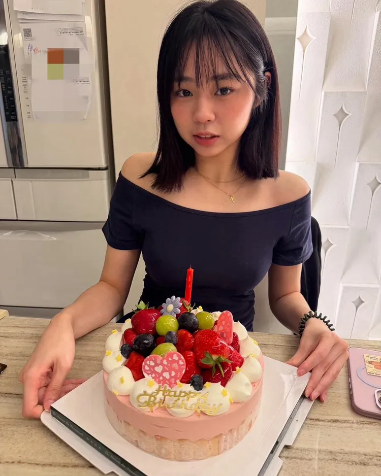 寶妹成年有小女人韻味。翻攝宋達民和洪百榕愛的粉園臉書