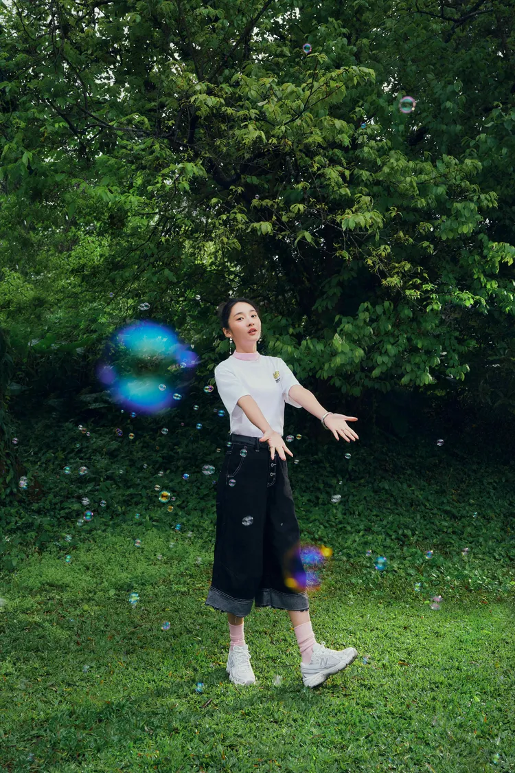 李沐現在旅遊會留白。品牌提供