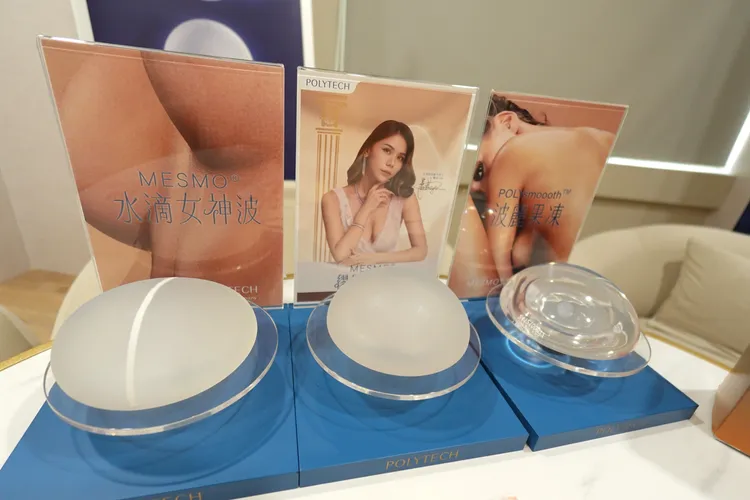 女神波的水滴型假體。張家玲攝