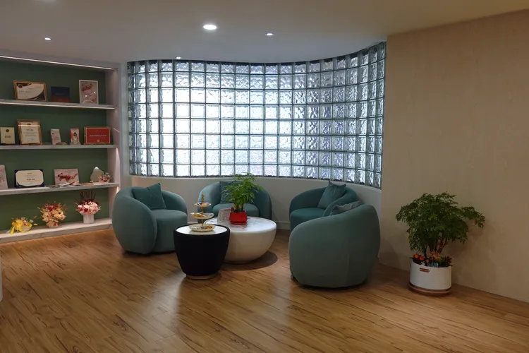 波瑞斯美學診所整體環境寬敞明亮。張家玲攝
