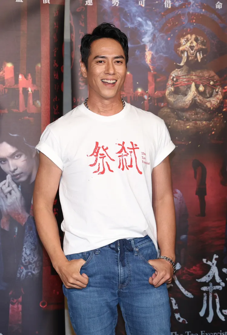 莊凱勛被天心的特殊妝嚇到醒腦。莊宗達攝