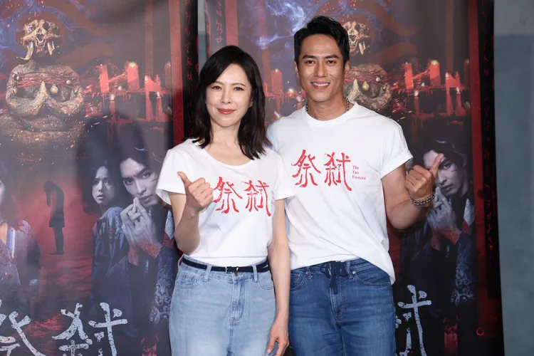 天心（左）與莊凱勛在《祭弒》中飾演夫妻。莊宗達攝