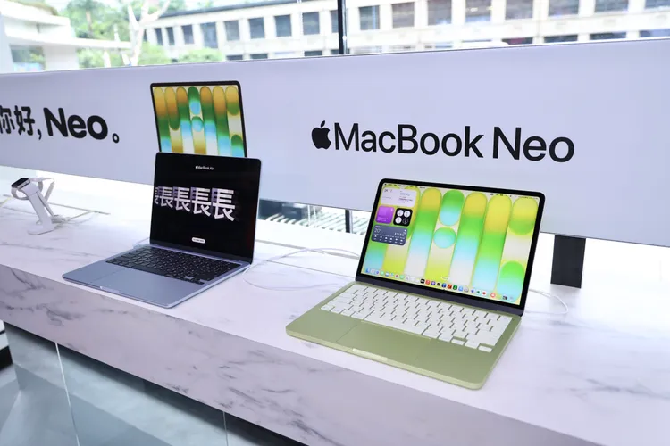 台灣大引進Mac系列，成為全球首間販賣Mac系列的電信商。莊宗達攝