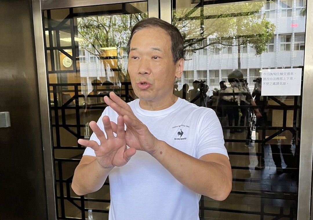 鍾小平直球喊「藍白合不等於要挺柯!」但認了選情有危機