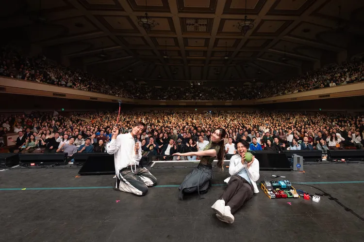 告五人於聖荷西開唱。相信音樂提供