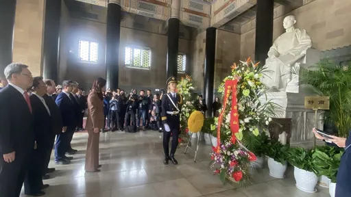 鄭麗文南京謁陵　致詞提及「中華民國」「九二共識」