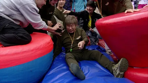 胡瓜重摔在地換「代打」董志成上陣　雙腳直落笑到沒力