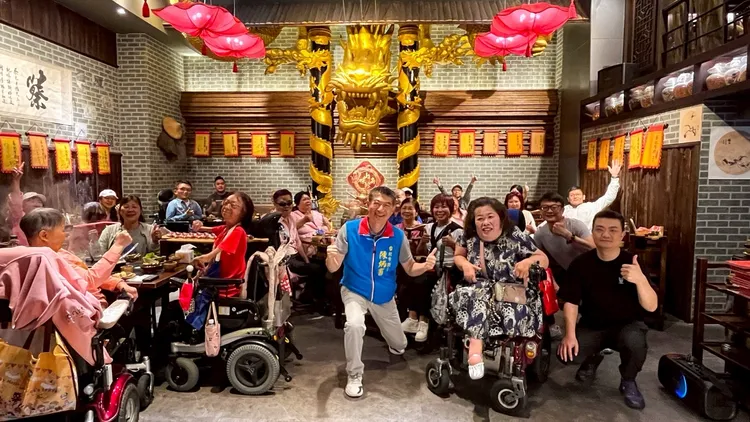 一頓飯的力量，蔡記隆府邀腦麻朋友共享美味。店家提供