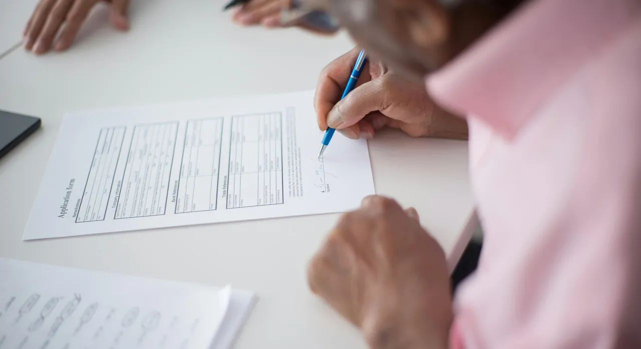 名醫「娶次子岳母」新婚就死了　長子控騙婚奪數億遺產